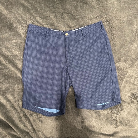 Peter Millar Crown Crafted Mens Size 35 Navy Stealth Art Deco Performance Shorts - Picture 1 of 5
